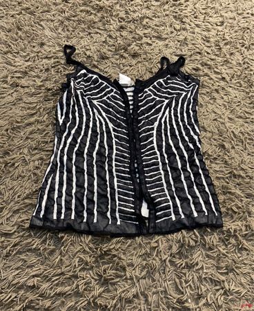 Schwarz-weiß gestreifes Tanktop