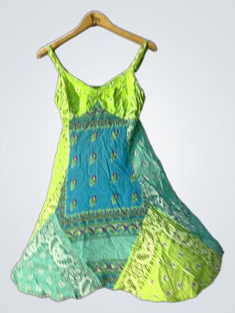 Grünes und Blaues Patchworkkleid