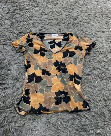 In Wear Floral Print V-Ausschnitt Oberteil