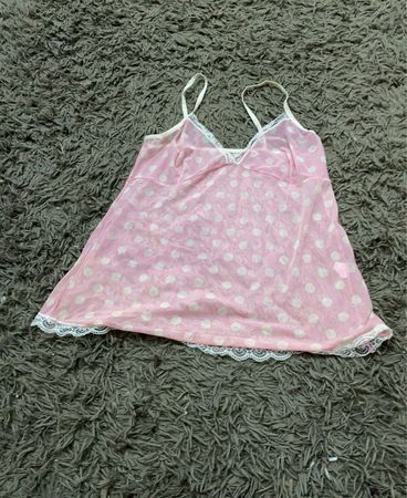 Pink gepunktetes Babydoll-Chemise mit Spitzenbesatz