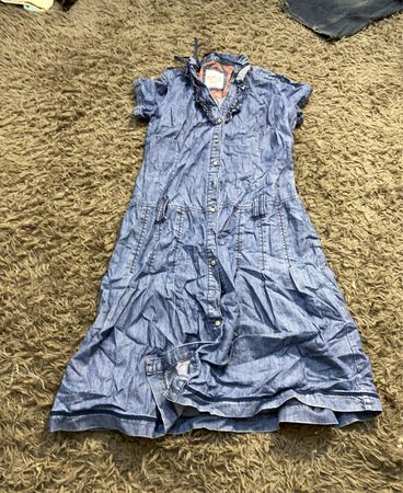Blaues Jeanskleid