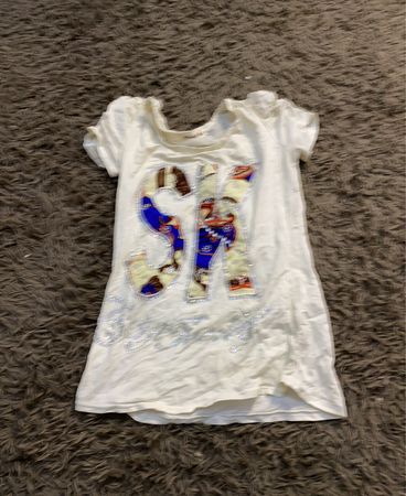 SK Weißes T-Shirt