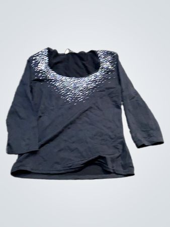 Editions Black Langärmliges Shirt mit Verzierungen