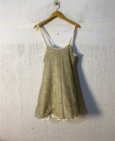 Gold glitzerndes Kleid
