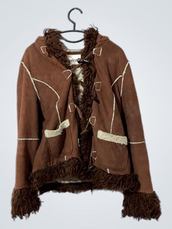 Giacca con cappuccio foderata in faux fur in suede marrone cielo