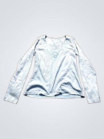 Blaues Langarmhemd mit Perlenhalslinie