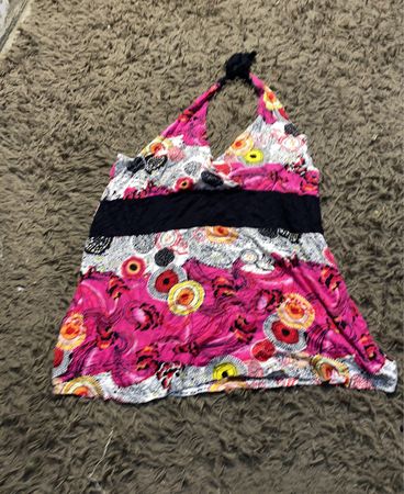 Damen-Haltertop mit abstraktem Druck