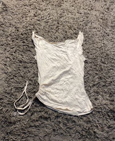 Weißes gerafftes Tanktop