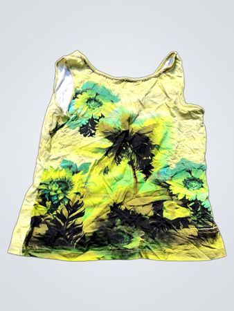Gelbes Tanktop mit Blumen- und Palmenmuster