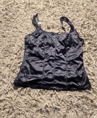 Schwarzes Trägershirt