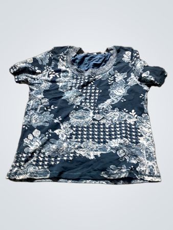 Blaues und weißes Blumenmuster T-Shirt