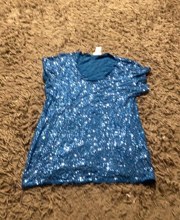 Blaues Pailletten-T-Shirt
