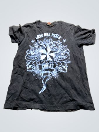 Schwarzes T-Shirt mit Grafikdruck