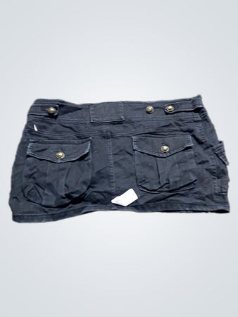 Schwarzer Cargo-Rock