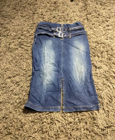 Denim Bleistiftrock mit Schnallen-Detail