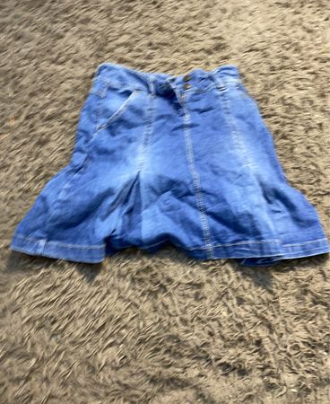 Blauer Jeansrock