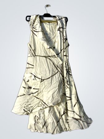 Tribu Ärmelloses Rüschkleid