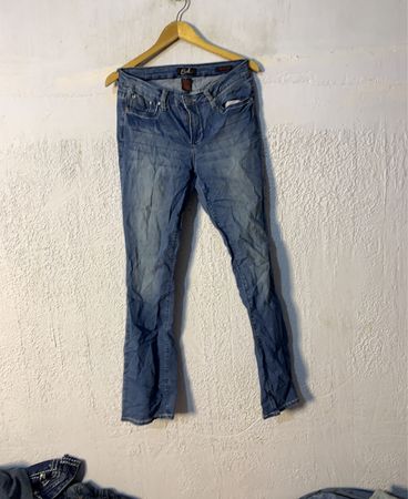 Earl Jean Slim Bootcut Jeans