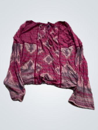 Langärmliges Oberteil mit maroon- und grauem Muster