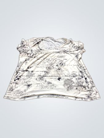 Weißes T-Shirt mit schwarzem Blumen- und Schriftdruck