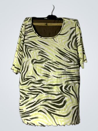 Zebra-Print-T-Shirt