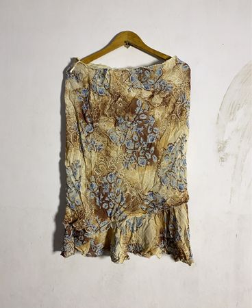 Rock mit floralem Druck
