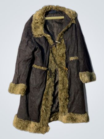 Manteau long en fausse fourrure non marqué