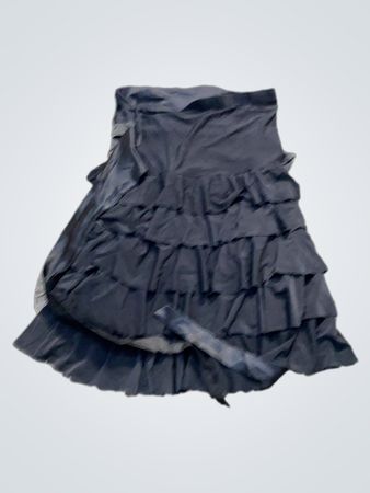 Schwarzes Rüschenschnürkleid ohne Träger