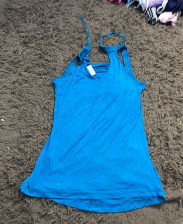 Blaues Tanktop