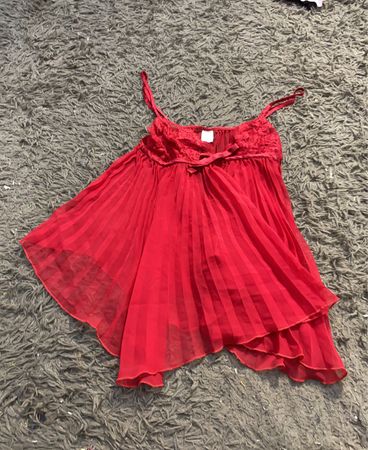 Rotes Babydoll-Top