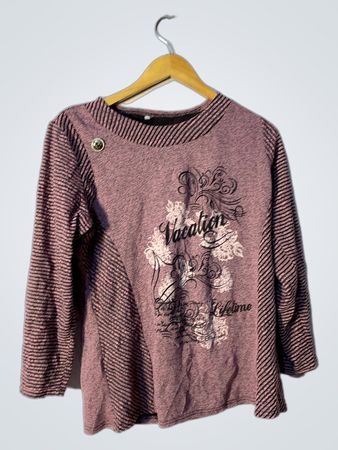 Gestreiftes langärmliges Shirt in Pink und Schwarz mit "Vacation"-Grafik