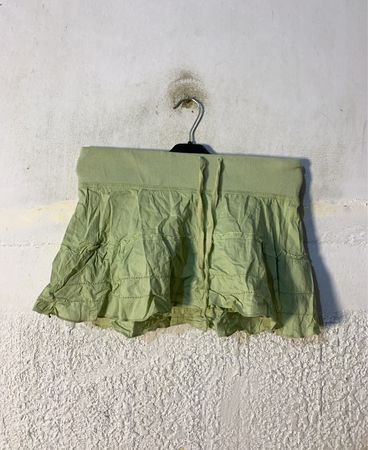 Len Ame Hellgrün Gestufter Minirock