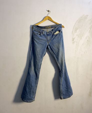 American Eagle Flare Jeans
