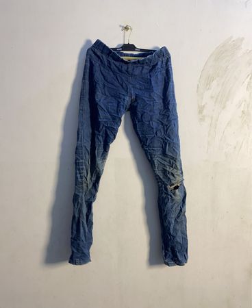 Blaue Jeans aus Denim