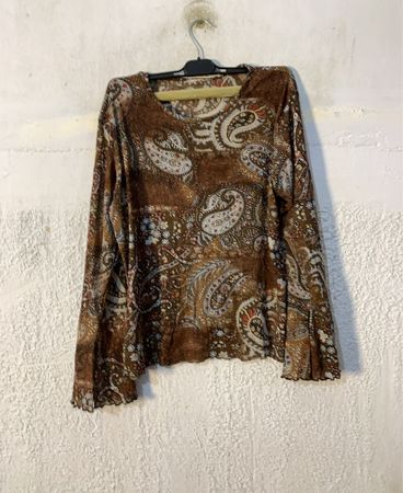 Braunes Paisley-Muster Langarmoberteil