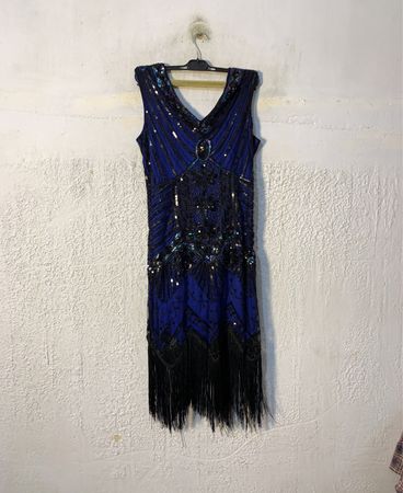 Blaues Pailletten-Flapperkleid mit Fransen