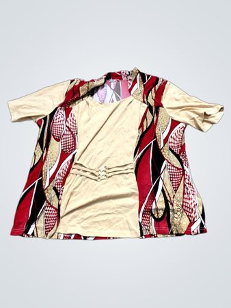 Beige und rote gemusterte T-Shirt