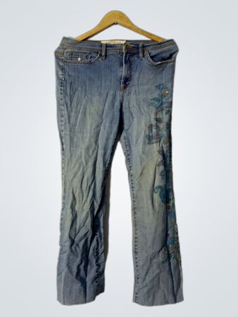 Jeanstar Damen Flare Jeans mit floralem Stickerei