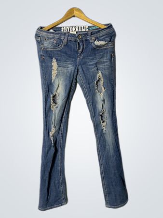 HYDRAULIC Distressed Denim Jeans