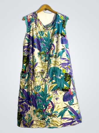Ärmelloses Kleid mit tropischem Druck