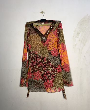 Durchsichtige bedruckte Tunika-Bluse