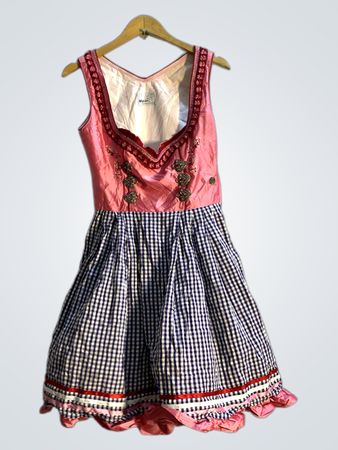 Marjo Trachtenkleid