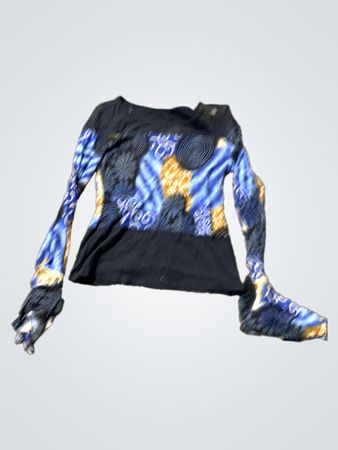 Langarmoberteil mit blauem und gelbem Muster