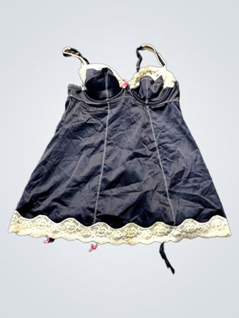 Schwarzer Lingerie-Slip mit Spitzenrand