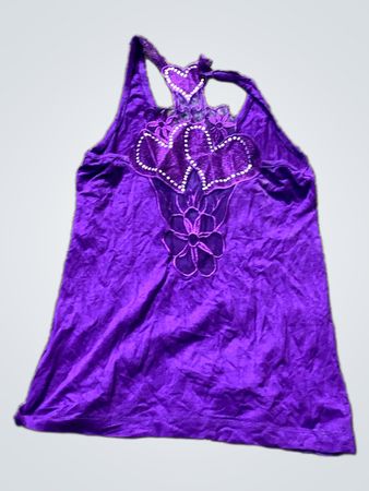 Lila Haltertop mit floralem Applikation