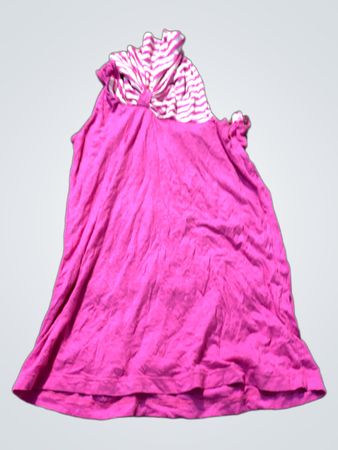 Rosa Tanktop mit gestreiftem Ausschnitt