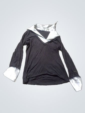 Oodji Collection Schwarzes Langarmhemd mit Silbernem Kragen und Manschetten