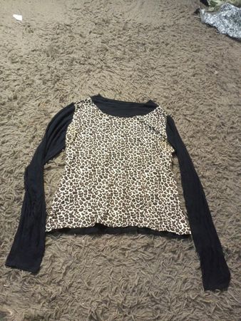 Langärmliges Top mit Leopardenmuster