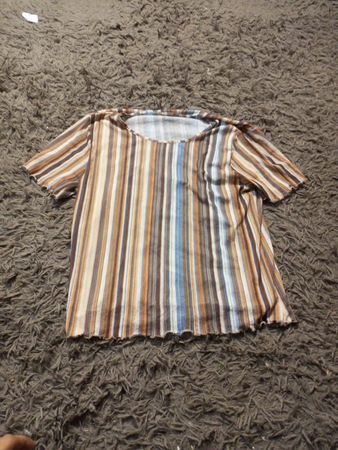 Gestreiftes T-Shirt