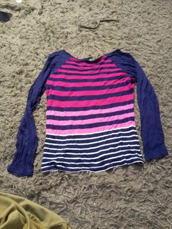 Regenbogen gestreiftes Langarmshirt